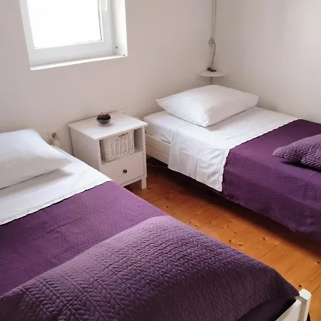 Cheerful Two Bedroom With Panoramic View In Čelina