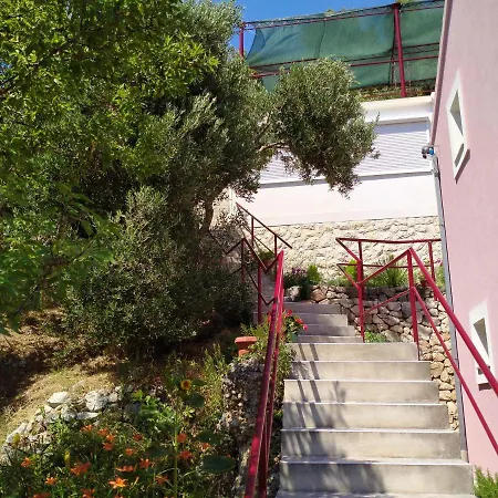 Cheerful Two Bedroom With Panoramic View In