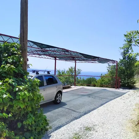 펜션 Cheerful Two Bedroom With Panoramic View In *