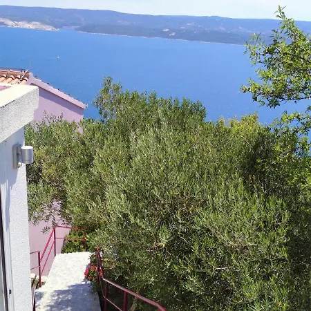 Cheerful Two Bedroom With Panoramic View In