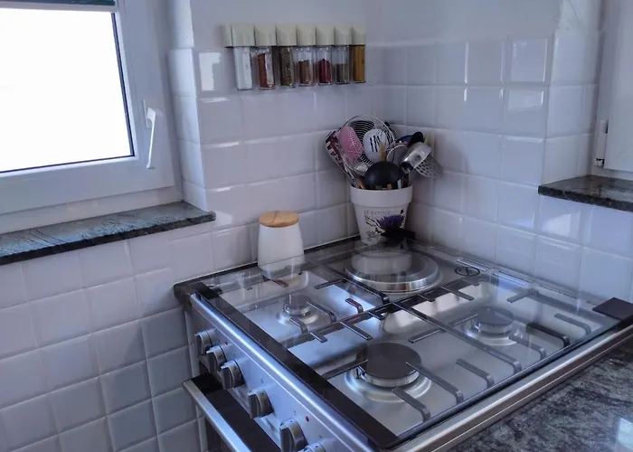 Cheerful Two Bedroom With Panoramic View In בית נופש